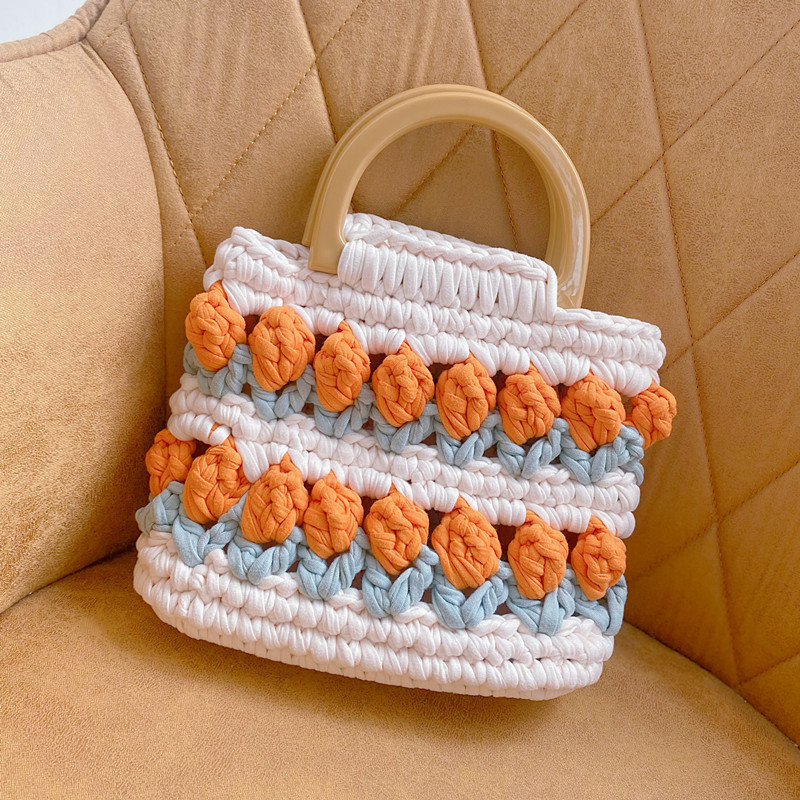 blanc cassé x gris bleu x orange doux