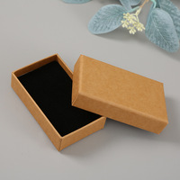 Petite boîte d'emballage cadeau en papier kraft rectangulaire noire pour anniversaire