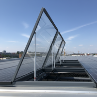 Fenêtre de toit industrielle automatique moderne en alliage d'aluminium 6063-T5, isolée thermiquement, avec persiennes, pour l'extérieur, résistante au feu et au fumée, finition thermolaquée