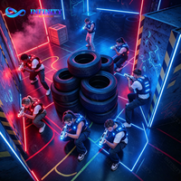 Nouveau projet d'investissement en matière de divertissement, conception néon personnalisée, laser game intérieur, labyrinthe de tir CS pour enfants et adultes