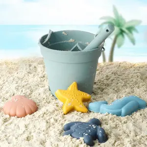 Soft Silicone Beach ToysためChildren SandBox Set Kit Bucket、Kids Summer Beach Toys Soft Silicone SandBox Set