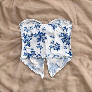 Casual Summer Women's Printed Vest Vacation Style <b>Crossed</b> Front Wrap <b>Top</b> with Strapless Off-Shoulder Blouse and Tube <b>Top</b> Design - Product Image 4
