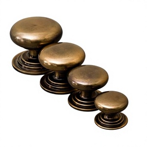 Perillas Antideslizantes de Latón Sólido para Muebles Modernos, Accesorios de Ferretería para Interiores del Hogar, Diseños Duraderos - Product Image 1