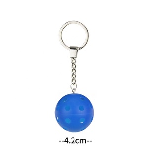 Mini ballon de pickleball <span class=keywords><strong>Arronax</strong></span>, porte-clés, matière plastique, taille 5x5x5cm, plusieurs couleurs disponibles, design portable - Product Image 1