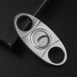 Cortador de Cigarros de Acero Inoxidable al por Mayor, Diámetro de Corte de 21 mm |   Cuchilla de Bolsillo Doble Guillotina Sharp, a Granel, YunAng OEM - Product Image 2