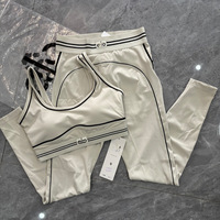 Ensemble de vêtements de sport pour femmes Aloa0l, débardeur rayé décontracté hautement élastique + pantalon long ajusté, fabrication OEM ODM