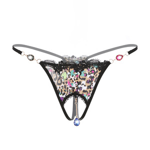 Perizoma e Tanga Sexy da Donna di Alta Qualità con Stampa Leopardata Trasparente, Apertura sul Cavallo e Catenina - Product Image 5