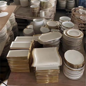 Service de vaisselle moderne en porcelaine blanche, luxe, bord doré, assiettes carrées, bols, compatible micro-ondes, minimaliste, pour la restauration, festif - Product Image 5