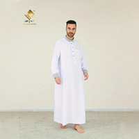 Haya 2025 Thobe blanc avec col et manchette contrastés gris vêtements islamiques pour hommes élégant poche modeste longue Robe par Al Haramain
