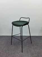 Tabouret de bar moderne et robuste, rembourré, avec base en bois, chaise haute pour îlot de cuisine, atelier, bar à domicile, café, restaurant