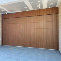 Porte de garage en aluminium mat lisse LONG TAI, grain de bois linéaire raffiné, porte extérieure minimaliste pour la maison