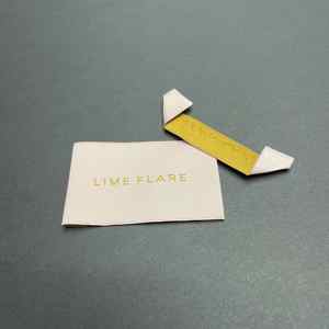 Logotipo de alta calidad, etiqueta tejida impresa personalizada, etiqueta de tela, ropa tejida, diseño de etiqueta de cuidado de cuello - Product Image 4