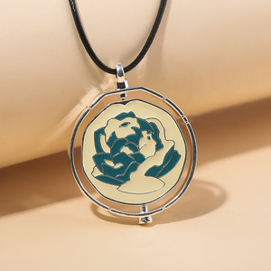 Nouveau Bijou Anime Aike, Collier et Porte-clés avec Pendentif Rose Tournante Temps-Traveler, en Alliage de Zinc avec Chaîne en Corde, pour Fête - Product Image 2