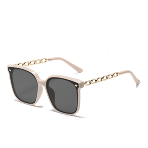 Gafas <span class=keywords><strong>de</strong></span> <span class=keywords><strong>sol</strong></span> Retro <span class=keywords><strong>de</strong></span> Metal cuadradas <span class=keywords><strong>de</strong></span> gran tamaño <span class=keywords><strong>para</strong></span> mujer, <span class=keywords><strong>lentes</strong></span> UV400, gafas <span class=keywords><strong>de</strong></span> <span class=keywords><strong>sol</strong></span> <span class=keywords><strong>para</strong></span> PC, pesca, uso <span class=keywords><strong>de</strong></span> viaje - Product Image 2