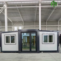 Maisonnette mobile de luxe personnalisable de 20 pieds ou 40 pieds, maison préfabriquée à 3 chambres, villa extensible en panneaux sandwich en acier