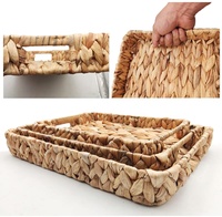 Paniers de rangement rectangulaires naturels vietnamiens OEM pour légumes et fruits, plateaux de service tissés en jacinthe d'eau pour armoire