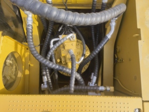 Utilisé pour l'excavatrice de chenille du chat 330D2L en bon état 30Ton excavatrices hydrauliques à vendre concentré sur le moteur de composants de noyau - Product Image 6