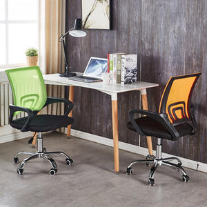 <span class=keywords><strong>Chaise</strong></span> de bureau exécutive ergonomique pivotante moderne et confortable en maille, personnalisable, pour ordinateur et mobilier de bureau - Product Image 2