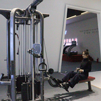 Machine de musculation multifonctionnelle commerciale en métal pour salle de sport, 5 stations, avec système de croisement de câbles