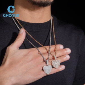 Colgante de Corazón de Plata de Ley 925 con Moissanita, Joyería Hip Hop, Colgante Hip Hop Personalizado con Moissanita para Hombre - Product Image 4