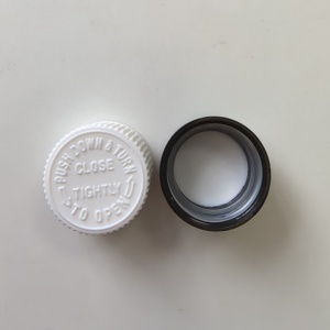 Bouchon à vis en plastique noir mat 22/400 à l'épreuve des enfants pour bouteilles en verre Boston de 4 oz, emballage cosmétique industriel - Product Image 5