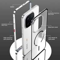 Pour vivo IQOO 15 Étui de protection en métal magnétique à encliquetage élastique avec design antichoc Holster 5G Protection d'objectif en PC givré transparent