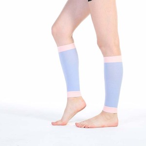 NUEVAS Medias de Compresión hasta la Rodilla, Transpirables, Antibacterianas, Antiembólicas, con Masaje de Presión y Efecto Reductor para Soporte de Várices - Product Image 1