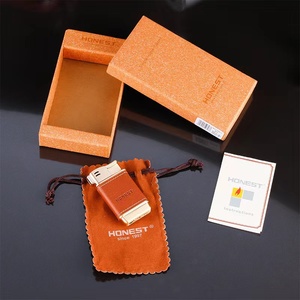 Encendedores de Cigarrillos Jet Flame al por Mayor, Recubiertos en Cuero, con Logotipo Personalizado, Recargables, Portátiles - Product Image 4