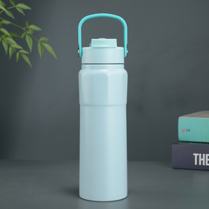 Bouteille de sport isotherme sous vide en forme de diamant de 750 ml, produit d'usine, avec flacons de parfum prêts à l'emploi et pompe à parfum - Product Image 6