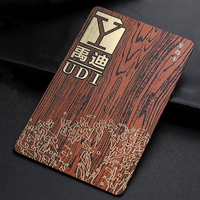 Tarjeta de Identificación NFC con Logotipo Personalizado en Relieve, Tarjeta de PVC con Código de Barras y Banda Magnética para Miembros VIP con Funda