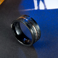Bague unique bicolore rose noire Bague de style européen et américain pour homme Bague en acier inoxydable en fibre de carbone