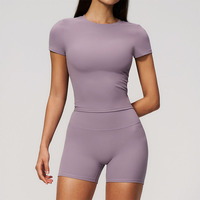 Nouvel ensemble de yoga taille haute pour femme, coupe ajustée, pour le sport en extérieur, la course et le fitness, collection été 2026