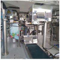 Machine de remplissage automatique de sachets à bec verseur pour savon liquide détergent