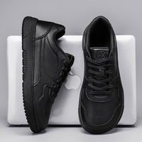 Chaussures de skate basses classiques en cuir perforé blanc et noir, taille 13 (47), pour le streetwear et la marche
