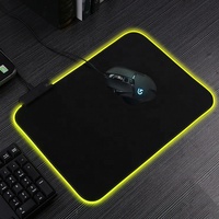 Tapis de souris RGB taille moyenne, large, brillant, accessoire pour ordinateur pc, vente en gros