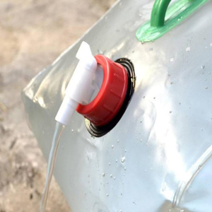 Bidon pliable en PVC de type <span class=keywords><strong>10</strong></span> litres ICRC/IFRC, type UNHCR, pour le stockage de <span class=keywords><strong>l</strong></span>'eau - Product Image 2
