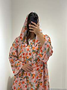 Vestido Largo Modesto con Estampado Naranja Personalizado Leduo, Abaya con Puños Fruncidos para Mujeres Musulmanas - Product Image 2