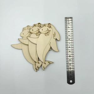 KingWin – découpes artisanales en bois de dauphin, 15cm, pour enfants, décoration à peindre soi-même, animaux marins, copeaux de bois pour projets artistiques faits à la main - Product Image 1