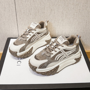 Chaussures de sport pour femmes de créateur, vente en gros, semelle antidérapante, légères, chaussures de basket-ball, chaussures de sport décontractées pour femmes - Product Image 3