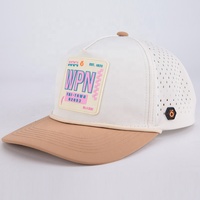 Gorra de Béisbol Personalizada al por Mayor de 5 Paneles con Diseño Deportivo, Logotipo Bordado, Perforaciones Impermeables y Corte Láser, Diseño de Cuerda Curva