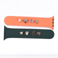 Bracelet de montre de luxe en acier inoxydable avec bijoux en forme de cœur, clous décoratifs, boucle ardillon respirante, taille 1,5 cm