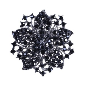 Factory direct sales high-grade rhinestone <b>large</b> pin Danrun zinc alloy flower suit accessories - Product Image 5