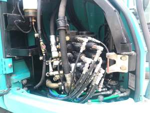 Excavatrice Kobelco SK125SR Engin de terrassement hydraulique sur chenilles d'occasion Équipement lourd Pelle à chenilles Seconde main En stock - Product Image 6