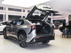 Kendaraan listrik energi baru 2023 GAC FAW Toyot a bz4x 4wd mobil listrik penuh Medium Suv Toyot a bz4x 2WD mobil baru buatan Tiongkok - Product Image 6