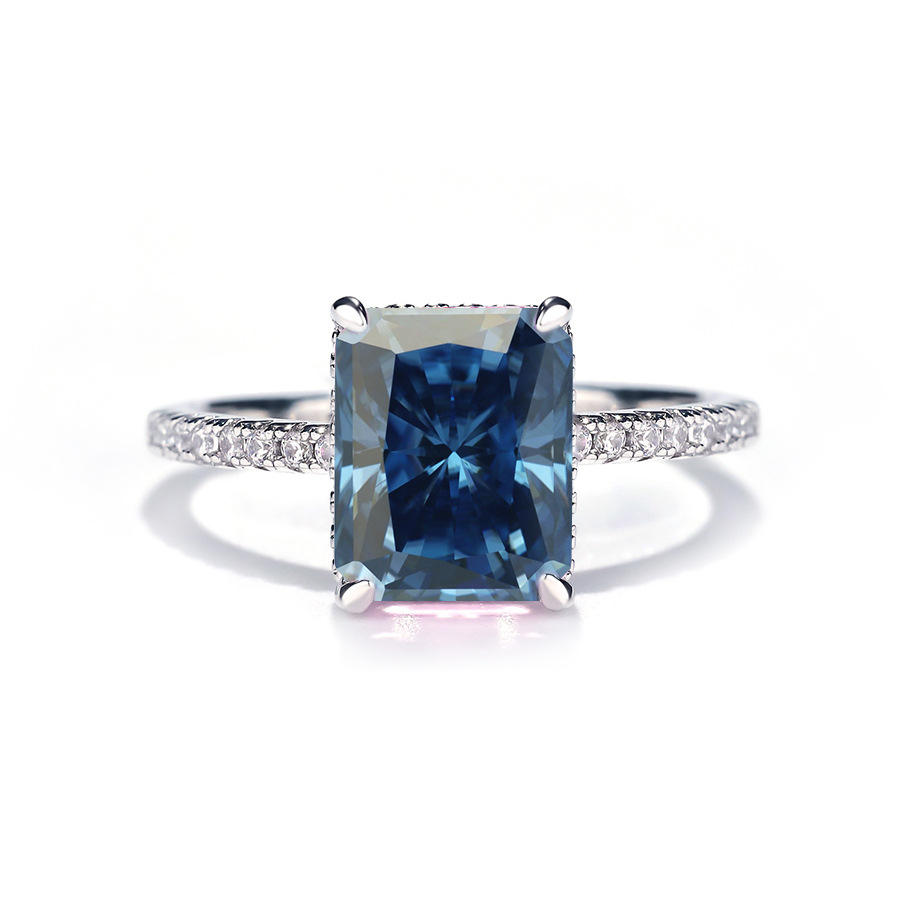 Bleu royal (moissanite 4 carats)