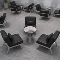 Mobilier commercial pour café : Ensemble de banquettes en cuir, table ronde en acier inoxydable et tabourets