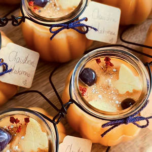 Velas perfumadas con cristales, con tema personalizado de otoño, color naranja, linterna pequeña, calabaza, vela, cosecha de otoño - Product Image 5