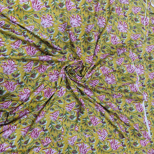 Tela de Algodón con Estampado Floral Hecha a Mano |   Material de Confección de Ropa sin Coser para Mujer, para la Elaboración de Prendas Étnicas y Manualidades - Product Image 4