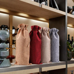 Bán buôn tùy chỉnh thiết kế mới sao vàng đỏ in vải bố tái sử dụng rượu Tote Túi đay nhung bền dệt bao bì - Product Image 4