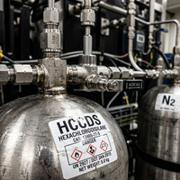 Hexaclorodisilano (HCDS) de Alta Pureza 99.9999% 6N, Precursor de Si2Cl6 para la Fabricación de Semiconductores por ALD y CVD